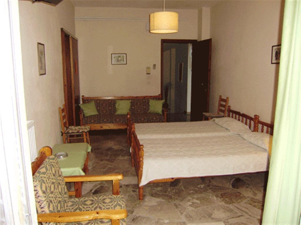 Apartments Rania Tolón Chambre photo