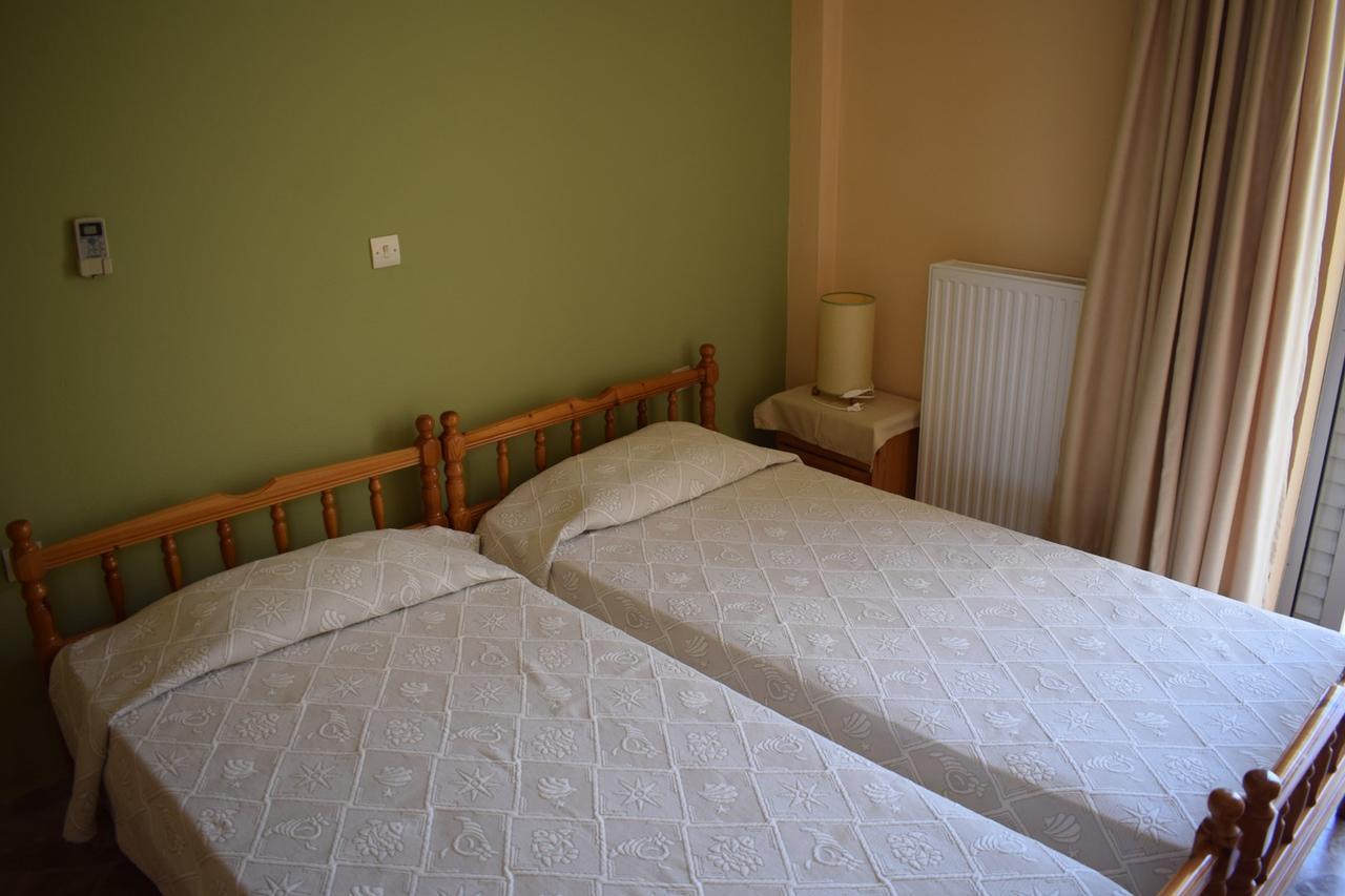 Apartments Rania Tolón Extérieur photo
