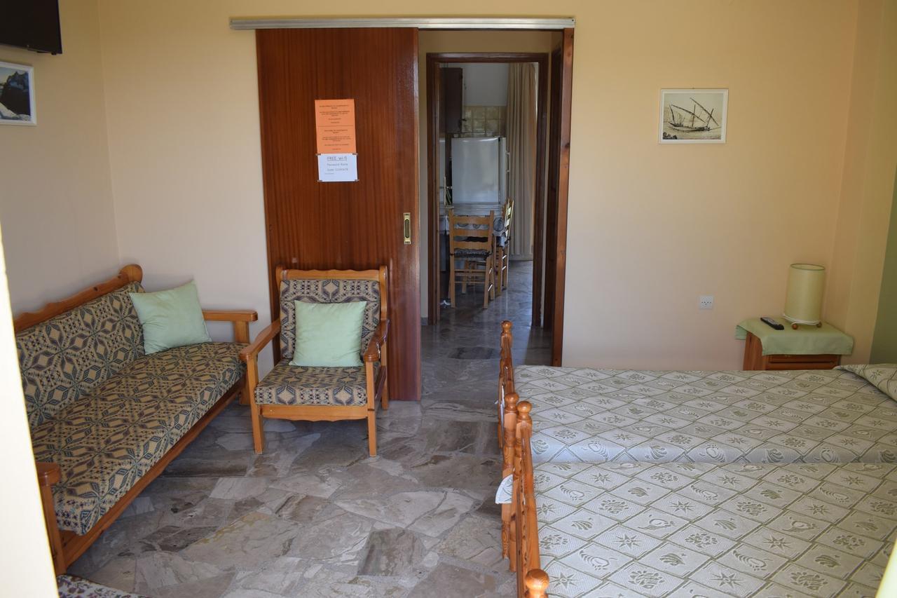 Apartments Rania Tolón Extérieur photo