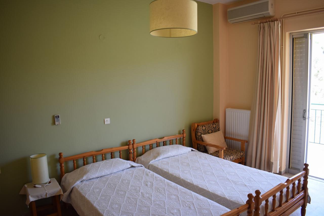 Apartments Rania Tolón Extérieur photo