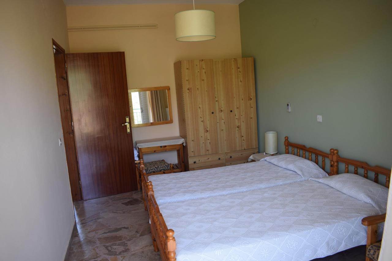 Apartments Rania Tolón Extérieur photo